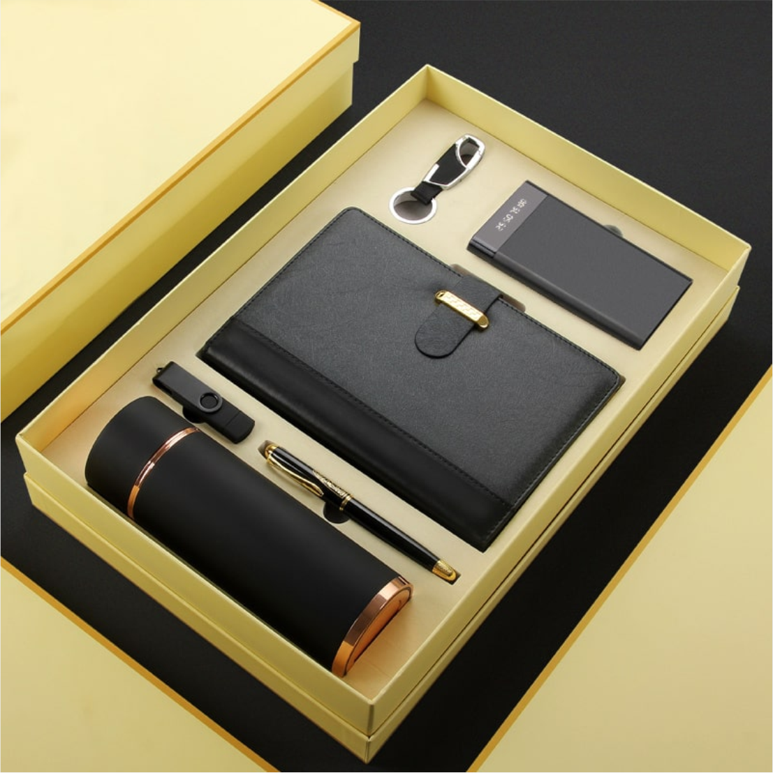 Corporate gift boxes & accessories